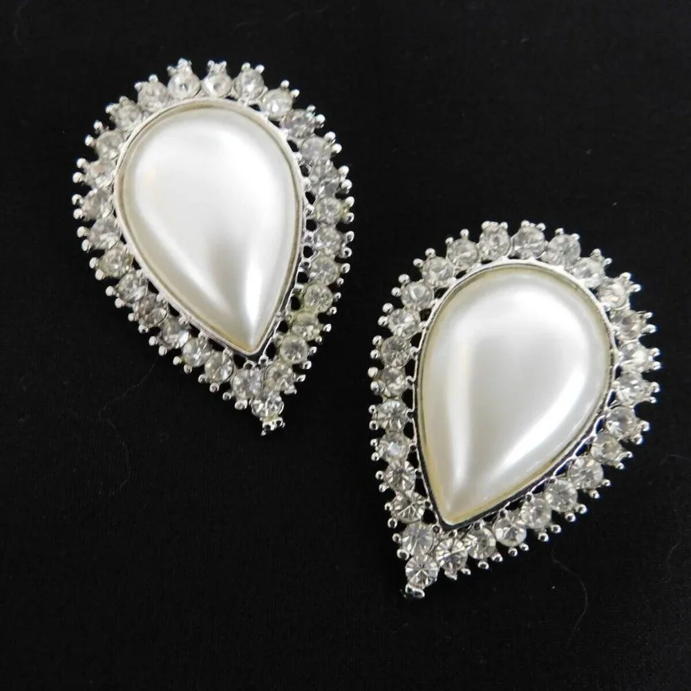 Lot of 2‎ VTG Faux Pearl Rhinestone Teardrop Shaped Brooches Pin Silverstone